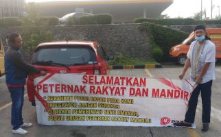Batal Gelar Aksi Damai di Depan Istana, Peternak Unggas Malah Dibawa ke Polda Metro Jaya - JPNN.com