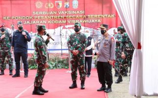 Panglima TNI Singgung Peran Kiai Dalam Menanggulangi COVID-19 - JPNN.com