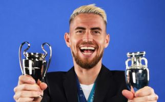 Bawa Chelsea dan Italia Raih Gelar Juara, Jorginho Jadi Pemain Terbaik Eropa - JPNN.com