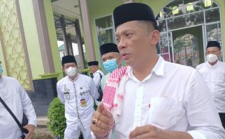Bupati Meranti Muhammad Adil Bakal Gugat Presiden Jokowi? Begini Faktanya - JPNN.com