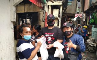 Sahabat Ganjar Kirim Sembako ke Korban Kebakaran di Kemayoran - JPNN.com