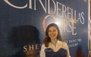 Film Cinderella's Curse Sedang Tayang di Indonesia, Begini Sinopsisnya - JPNN.com