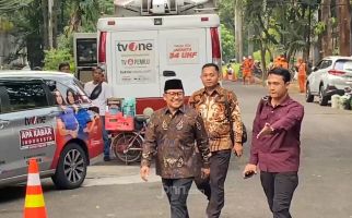 Dipanggil Prabowo ke Kertanegara, Cak Imin Tersenyum Lebar - JPNN.com