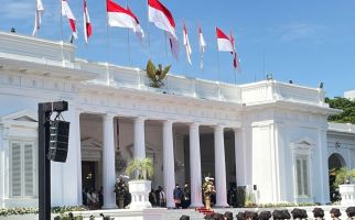 Prabowo Antarkan Jokowi ke Bandara untuk Pulang ke Solo - JPNN.com