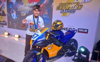 Mengenal Aldi Satya Mahendra, Pembalap Indonesia Pertama Juara Dunia WorldSSP300 - JPNN.com