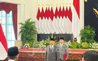 Prabowo Resmi Melantik Prof Brian Sebagai Mendiktisaintek Gantikan Satryo - JPNN.com