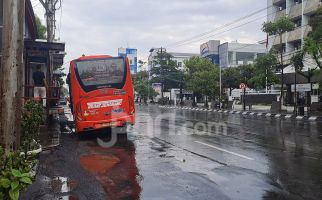 10 Emplasemen Halte Trans Semarang Rusak, Keselamatan Penumpang Terancam - JPNN.com