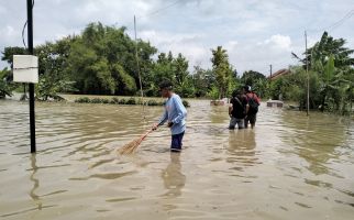 4 Kabupaten di Jateng Terendam Banjir, Ribuan Hektare Sawah Terancam Puso - JPNN.com