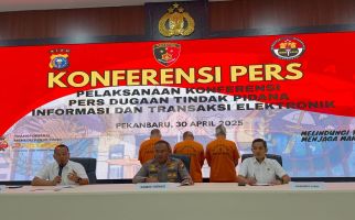 Sindikat Pemalsuan KTP Terungkap, Orang Dalam Disdukcapil Terlibat   - JPNN.com
