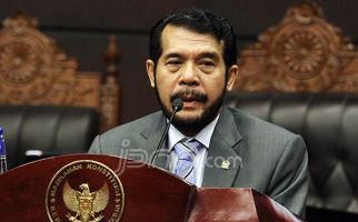 Pendapat Berbeda: Anwar Usman Seharusnya Diberhentikan Tidak Dengan Hormat - JPNN.com