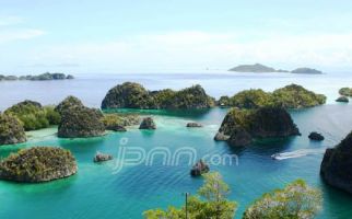 Papua Barat - Malut Sengketa Pulau Sayang di Raja Ampat - JPNN.com