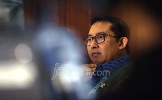 Fadli Zon Mengingatkan Kembali, Soeharto Bapak Pembangunan Indonesia - JPNN.com