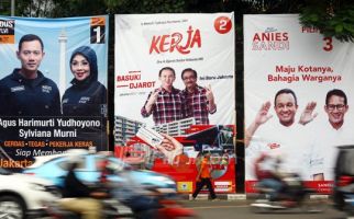 Alat Peraga Kampanye Masih Kotori Jakarta - JPNN.com