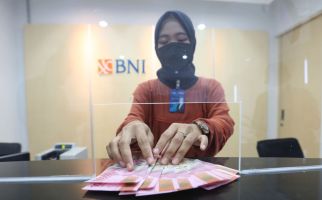 Pertarungan Rupiah dan USD Sengit, Bagaimana Pergerakan Nilai Tukar Hari Ini? - JPNN.com