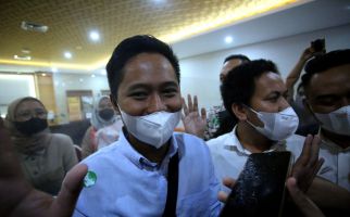 Alasan Jaksa Tunda Sidang Tuntutan Doni Salmanan - JPNN.com