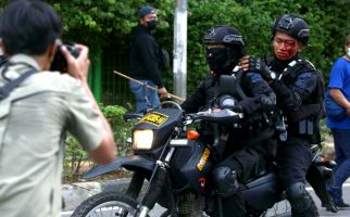 Kombes Sambodo Ungkap Detik-Detik Massa Mengamuk dan Menyerang Polisi - JPNN.com