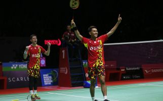 Ganda Putra Indonesia Cetak Sejarah Baru di Singapore Open 2022 - JPNN.com