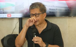 Rocky Gerung Ungkap 2 Fakta Baku Tembak di Rumah Irjen Sambo, Ada yang Sensasional - JPNN.com