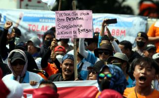 Demokrat Minta Kader Ajak Keluarga TNI Ikut Demo Tolak Kenaikan BBM - JPNN.com