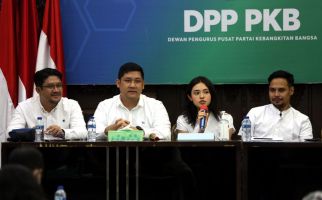 Jubir Muda PKB Dira Martamin: Mega & SBY Lebih Cocok Pakai Hijau - JPNN.com