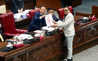 RUU ASN Disahkan, Perjuangan Honorer Belum Selesai, Tunggu PP, DPR RI: Kami Kawal! - JPNN.com