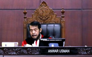 Dicopot dari Jabatan Ketua MK, Anwar Usman Merasa Difitnah - JPNN.com