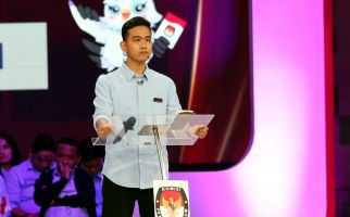 Kampanye Gibran di Ambon Dihadiri 30 Kepala Desa, Bawaslu Maluku Berani Beri Sanksi? - JPNN.com