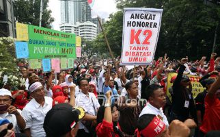 Para Bupati Curhat soal Honorer K2 di Depan Presiden Jokowi - JPNN.com
