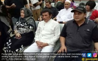 Tiga Oleh-Oleh Rhoma Irama untuk Ridho di Sel Tahanan - JPNN.com