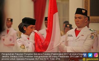 Rahasia Tarikan Bendera Paskibraka Seirama Indonesia Raya - JPNN.com