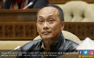 Respons Dirjen Dukcapil soal Sertifikat Vaksin Presiden Jokowi Viral di Medsos - JPNN.com