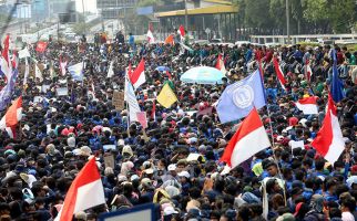 Jangan Sampai Jokowi Keluarkan Perppu KPK Hanya karena Desakan - JPNN.com