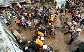 Innalillahi, Dua Korban Banjir Bandang di Sukabumi Ditemukan - JPNN.com