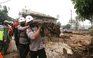 Peringatan Cuaca BMKG Sebut 2 Wilayah Rawan Potensi Bencana Hidrometeorologi - JPNN.com