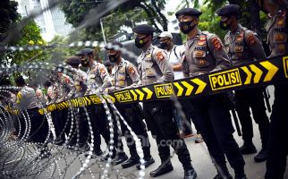 Komentar Pedas LBH Jakarta soal Ancaman Polisi kepada Demonstran Pelajar - JPNN.com