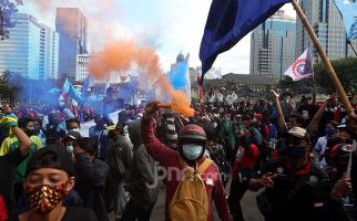 Buruh Peringatkan 2 Kepala Daerah, Jangan Main-Main Menetapkan UMP 2022 - JPNN.com