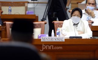 Pendamping PKH Menyalahgunakan Bansos, Risma: Jangan Main-main dengan Amanat yang Diberikan - JPNN.com