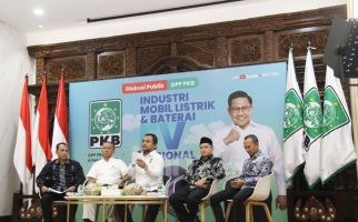 Diskusi di Kantor PKB, Pakar Mesin Dorong Pemerintah Dukung Industri Baterai EV - JPNN.com