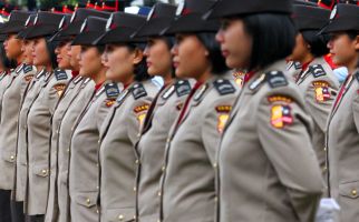Oknum Polwan yang Diperiksa Propam di Riau Bukan Polisi Sembarangan, Dia Ternyata - JPNN.com