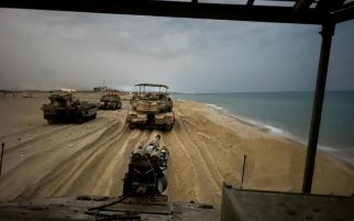 Dunia Hari Ini: Tank Israel Memasuki Gaza, Warga Palestina Diminta Mengungsi - JPNN.com