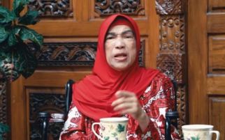 Keinginan Dimakamkan Sebagai Perempuan Diserang Banyak Ulama, Dorce Gamalama Merespons Begini - JPNN.com