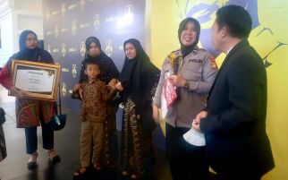 Aipda Rohimah, dari Bismillah menjadi Alhamdulillah dengan Koin Rupiah - JPNN.com