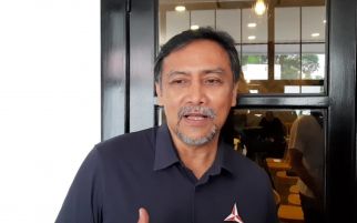 Andi Mallarangeng Sebut Tidak Ada Komunikasi SBY dengan Jokowi Soal Pelantikan AHY - JPNN.com