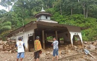 Sebegitu Dahsyatnya Banjir di Mamuju - JPNN.com