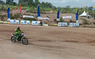 130 Pembalap Ikuti Kejurnas Grasstrack GTX Region 3 Bali Nusra di Lombok Tengah - JPNN.com