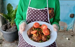 Lezatnya Ayam Kecap Khas Palembang, Begini Cara Membuatnya - JPNN.com