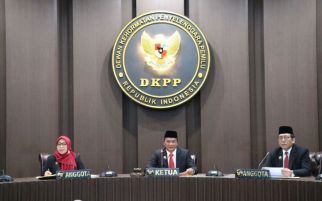 DKPP Diminta Pecat Permanen Seluruh Komisioner KPU - JPNN.com