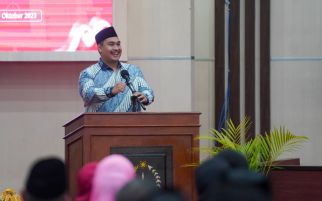Menpora Dito Ariotedjo Ajak Peserta KTT AIS Jadikan Pempek Buah Tangan - JPNN.com