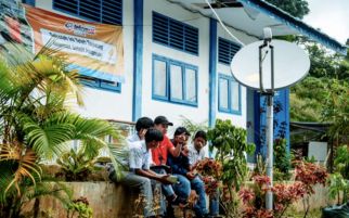 Telkomsat Beri Layanan Internet Gratis untuk Sekolah di Daerah 3T - JPNN.com