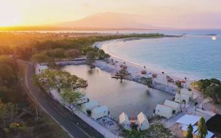 Menikmati Golden Sunset Eksotis di Kalianda Melalui Penginapan Tepi Pantai - JPNN.com
